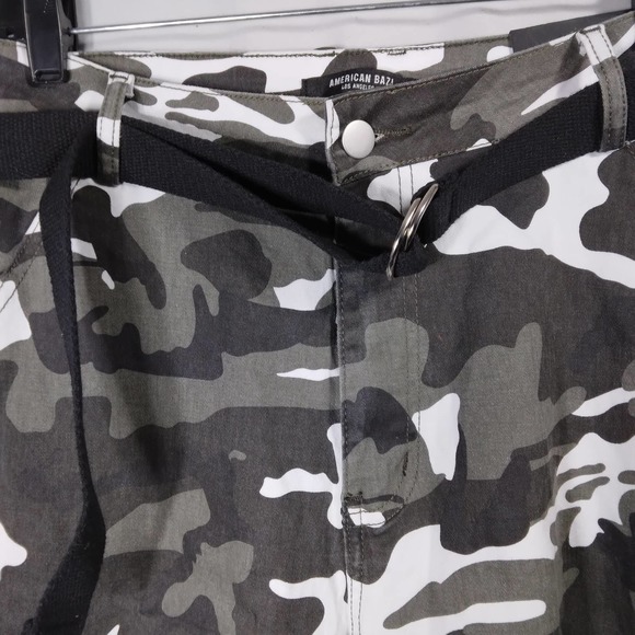 American Bazi Men Color Twill Bermuda Short - Picture 7 of 7